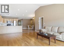1973 VENETIAN AVENUE - 11