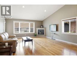 1973 VENETIAN AVENUE - 13