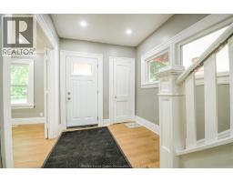 1484 VICTORIA AVENUE - 13