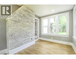 1484 VICTORIA AVENUE - 24