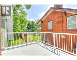 1484 VICTORIA AVENUE - 34