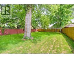 1484 VICTORIA AVENUE - 4