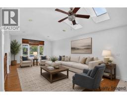 890 SOUTHWOOD DRIVE - 11