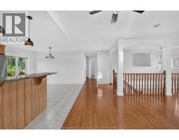 890 SOUTHWOOD DRIVE - 12