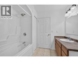 890 SOUTHWOOD DRIVE - 27