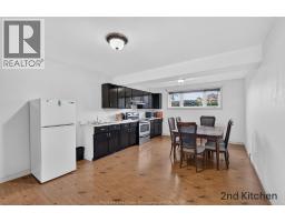 890 SOUTHWOOD DRIVE - 32