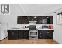 890 SOUTHWOOD DRIVE - 33