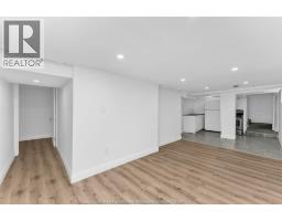 578 BROCK STREET - 21