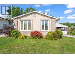 3343 HEMLOCK - 1