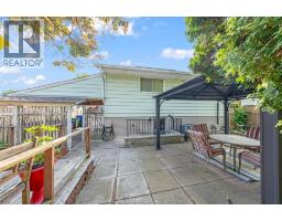3343 HEMLOCK - 13