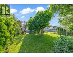 3343 HEMLOCK - 15