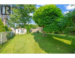 3343 HEMLOCK - 20