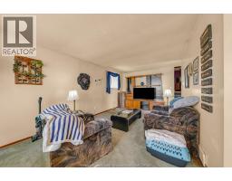 3343 HEMLOCK - 23