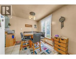 3343 HEMLOCK - 24