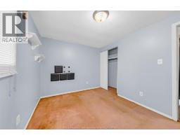 3343 HEMLOCK - 29