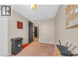 3343 HEMLOCK - 31