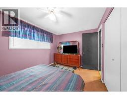 3343 HEMLOCK - 34