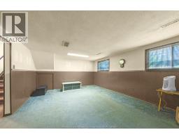 3343 HEMLOCK - 37