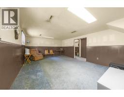 3343 HEMLOCK - 38