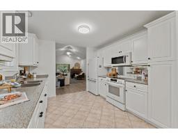 1077 HACIENDA WAY - 11