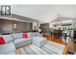 398 International AVENUE - 33