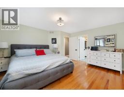 398 International AVENUE - 44