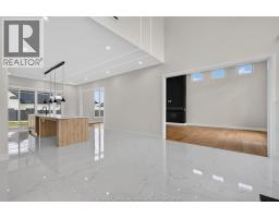 5325 HURON CHURCH LINE - 9