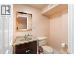 3537 Woodward BOULEVARD - 38