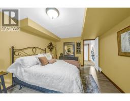 290 JEWEL STREET - 32