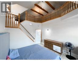 421 HALL - 22