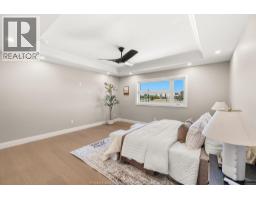 8032 MEO BOULEVARD - 28