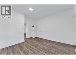 418 CARON AVENUE - 8