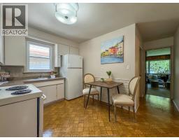 482 JOHN M ST - 18