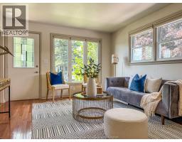482 JOHN M ST - 8