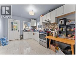 686 CHURCH STREET - 7
