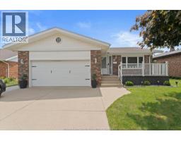 18 ELIZABETH CRESCENT - 1