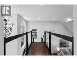 689 GEORGE KENNEDY WAY - 21