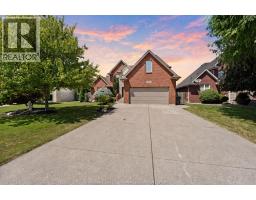 689 GEORGE KENNEDY WAY - 3