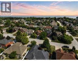 689 GEORGE KENNEDY WAY - 42