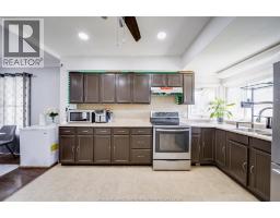 1170 PIERRE AVENUE - 16