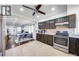 1170 PIERRE AVENUE - 17