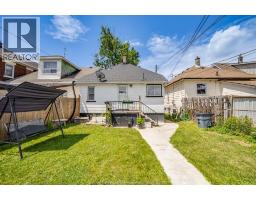 1170 PIERRE AVENUE - 30