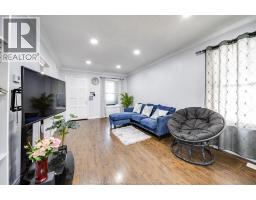 1170 PIERRE AVENUE - 9