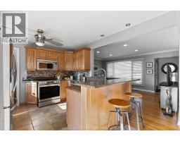 462 DORMAR DRIVE - 17