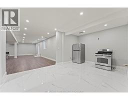 3796 ST. FRANCIS CRESCENT - 37