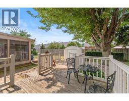 336 ROCKPORT - 27