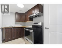 11911 MAITLAND AVENUE - 32
