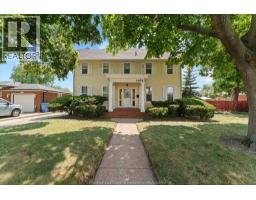 1409 GRANVILLE CRESCENT - 1