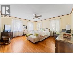 1409 GRANVILLE CRESCENT - 25