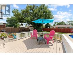 1409 GRANVILLE CRESCENT - 37